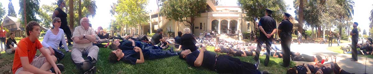 Fuller-seminary-students-faculty-staff-protest-deaths-of-african-americans-at-campus-die-in-pn