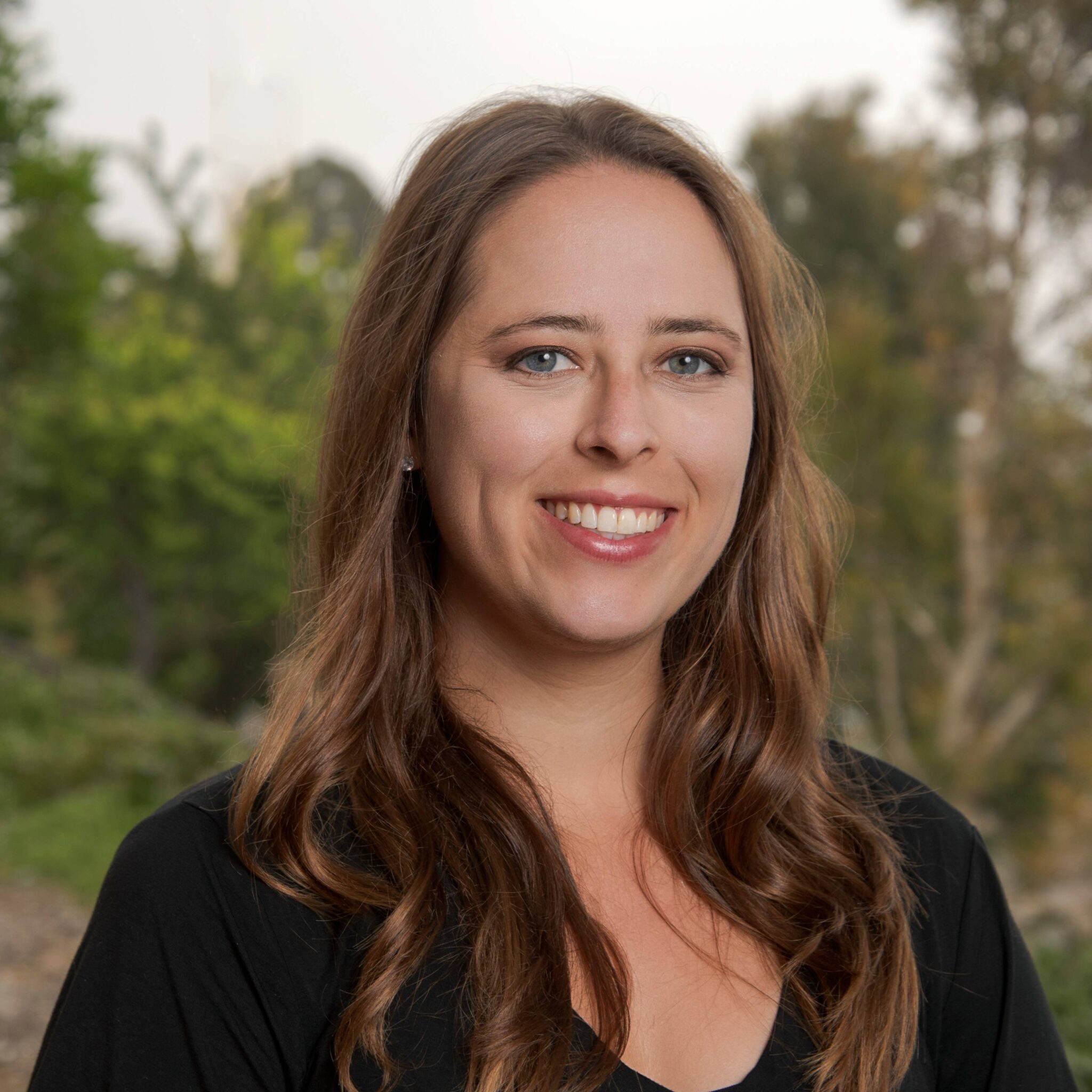 Headshot rachel Collins